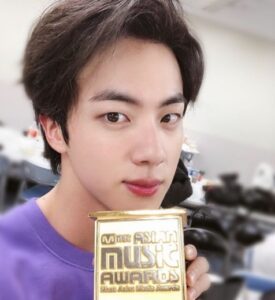 BTS(防弾少年団)ジンに彼女がいない理由がヤバ過ぎたww熱愛報道が出ない理由が神