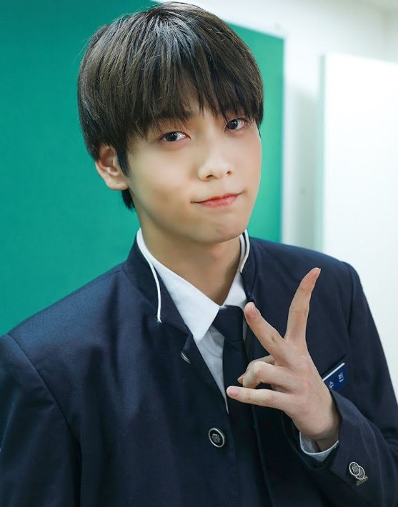 TOMORROW X TOGETHER(TXT)スビン整形