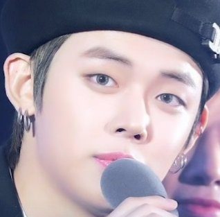 TOMORROW X TOGETHER(TXT)ヨンジュン整形