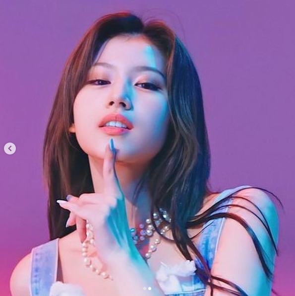 TWICEサナの歴代「彼氏？」と噂になった男性たち