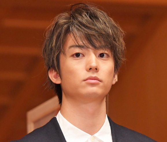 伊藤健太郎、違約金約８億円を支払えるのか？！