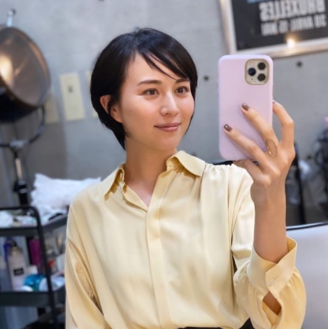 比嘉愛未さん、占い番組で「結婚できます」と断言される