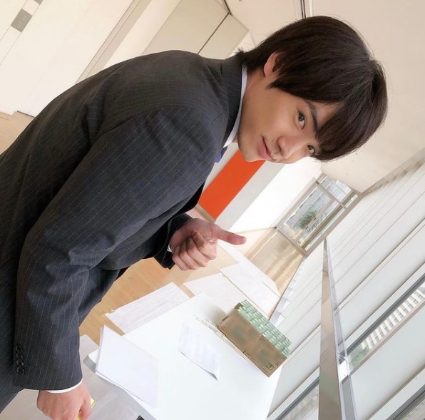 赤楚衛二の本名は？