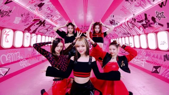 ITZY（イッジ）はどんなアイドルグループ？