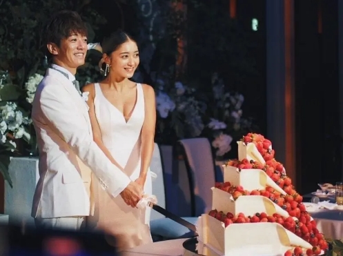 みちょぱ、大倉士門の結婚式は3回していた!?