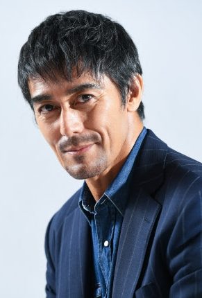 阿部寛さん、元OLの女性と結婚していた。顔画像は?