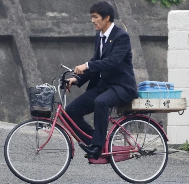 阿部寛の2人の子供の年齢や性別は?
