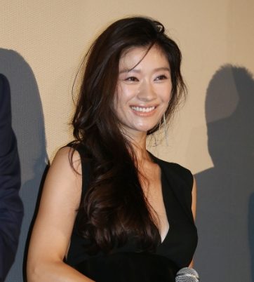 阿部寛の2人の子供の年齢や性別は?