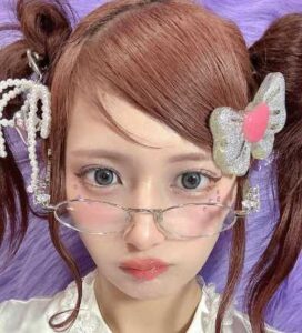 しなこって誰やねんｗｗ男かと思ったらｗｗｗ本名や身長や年齢は？ｗ