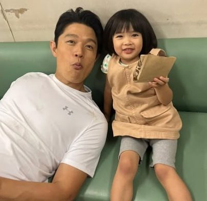 鈴木亮平の子供の写真