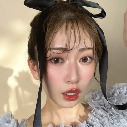 吉田朱里の結婚相手（旦那）の正体に迫る！写真集や指輪も徹底検証！